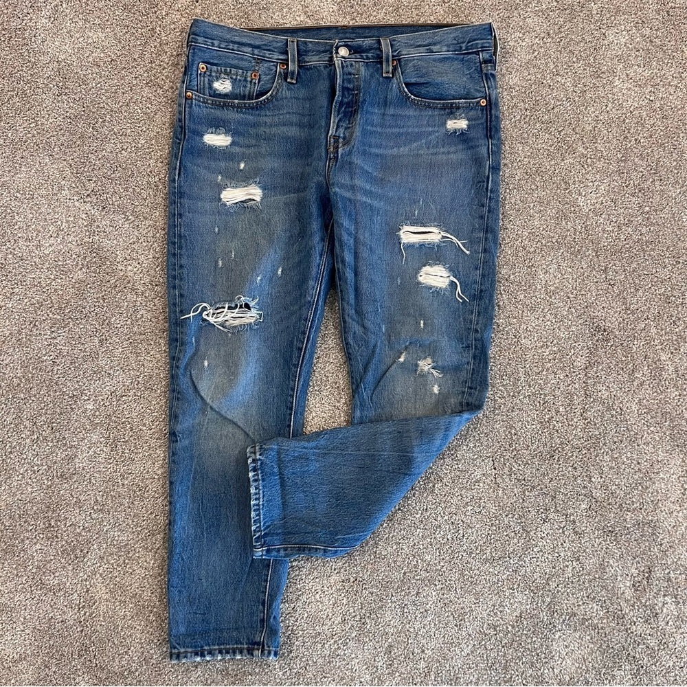 Levi’s Levi 501 Jeans Pants Women Sz 32X28 Button Fly Cotton Blue Distressed